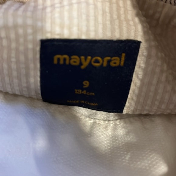 Gorgeous, like new, 3 pieces suits - mayoral and gap pants - Picture 4 of 7